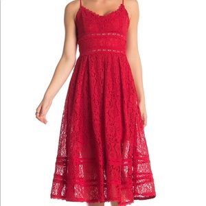 NSR Sleeveless Lace Midi Dress Berry Color Large